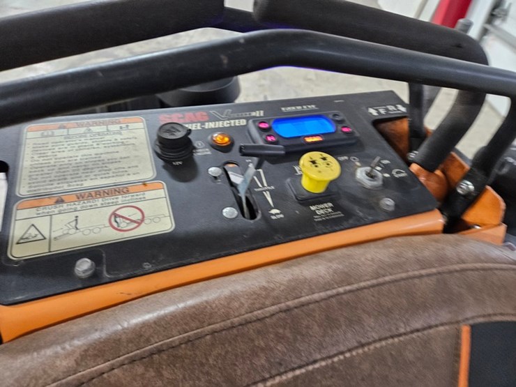 #107-•-2022-scag-v-ride-ii-fuel-injected-stand-on-mower-image-18