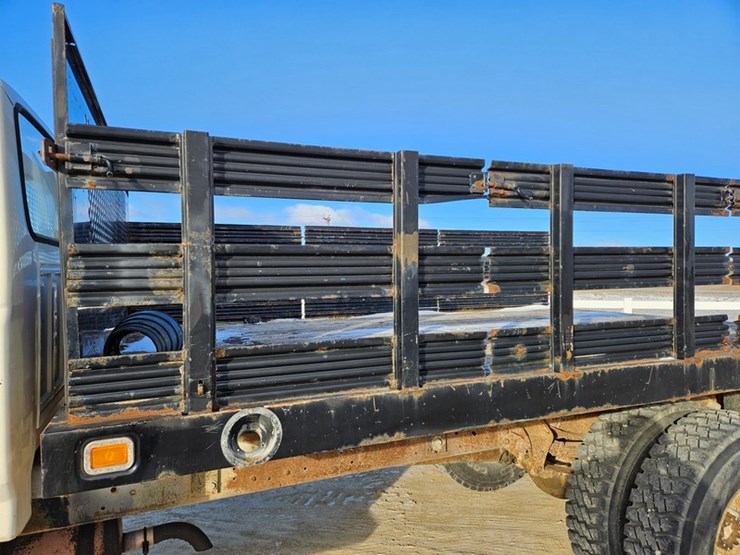 1983-ford-f800-image-10