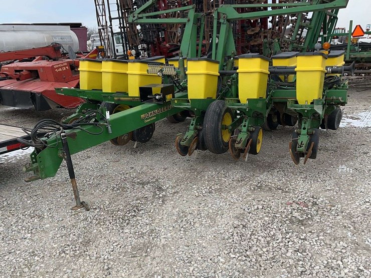 john-deere-1760-image-1
