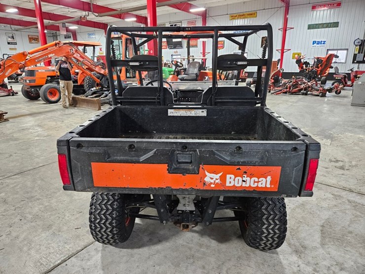 2013-bobcat-3200-image-4