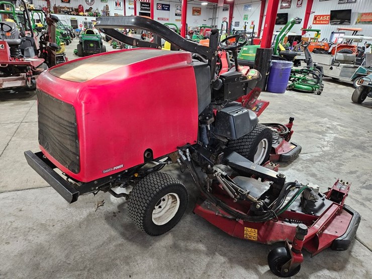 2016-toro-groundsmaster-4000d-image-5