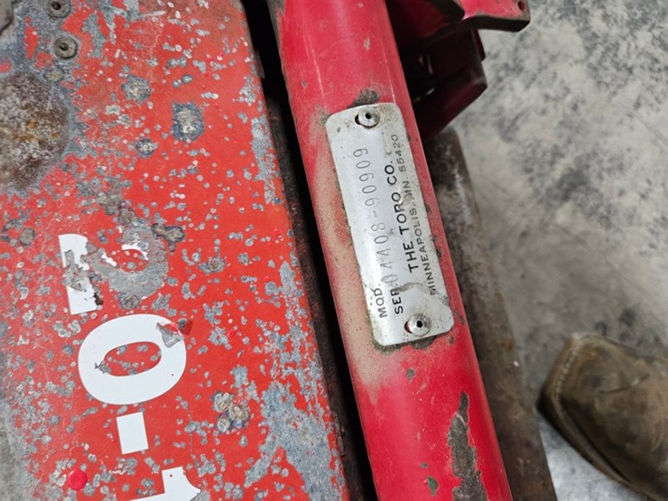 #145-•-(6)-spare-toro-mower-reels-image-12