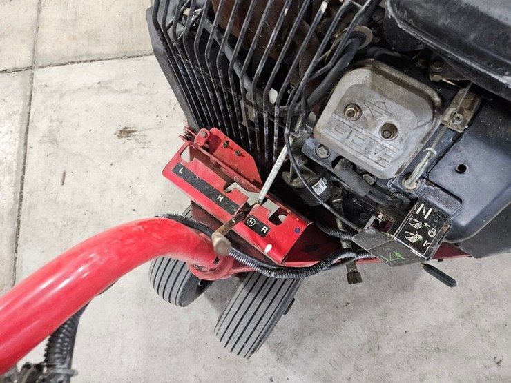 #159-•-toro-greens-aerator-image-17