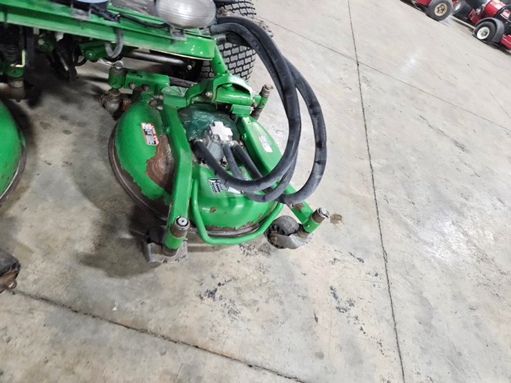 john-deere-7400-image-9