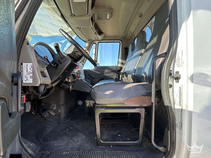 2013-international-workstar-7400-image-11