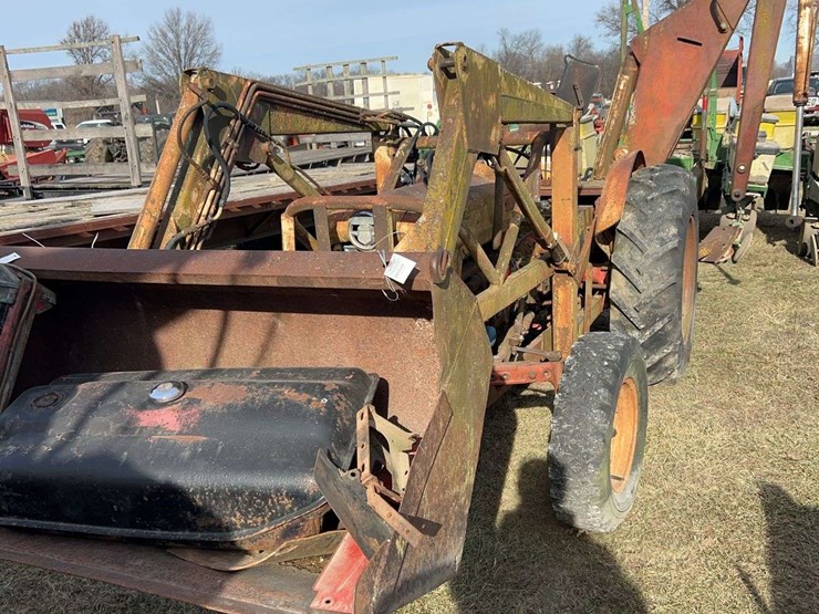 1953-ford-tractor-image-1