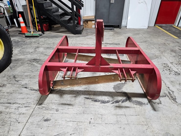 #138-•-60"-3pt-soil-leveler-image-8