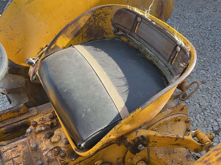 1968-massey-ferguson-200-image-10