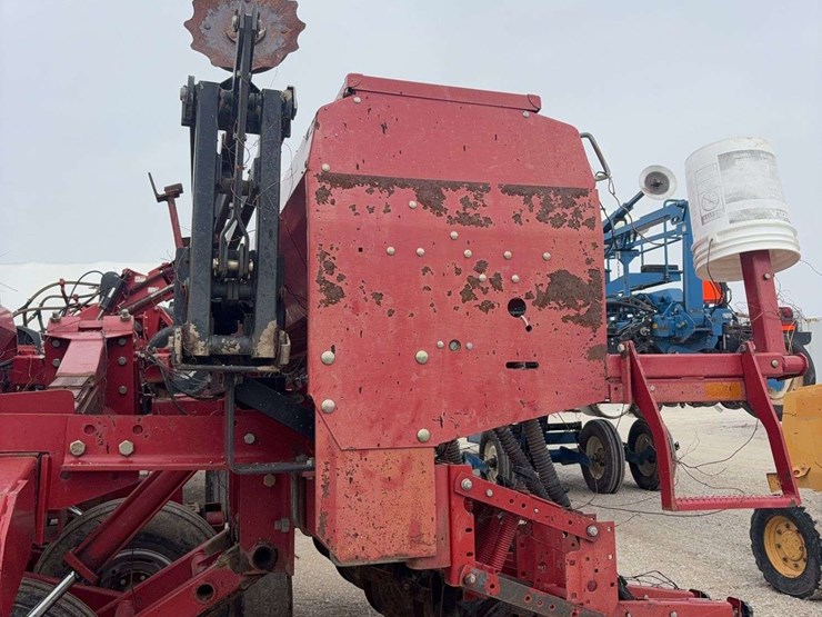 case-ih-5500-image-5