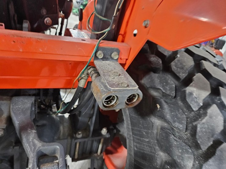 kubota-m5400-image-16