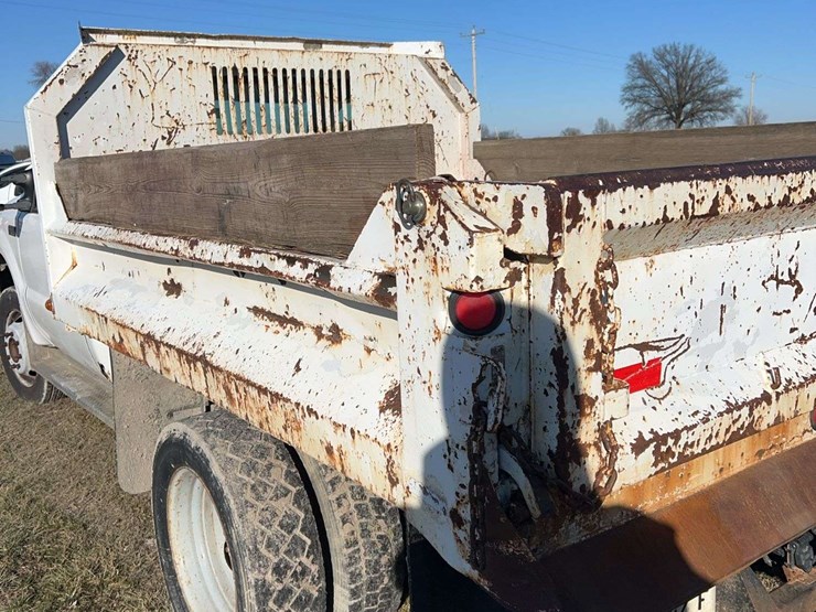 2001-ford-f450-image-12