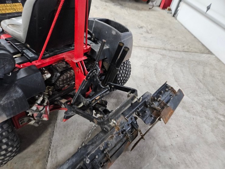 #173-•-2012-toro-5040-sand-pro-bunker-rake-image-14