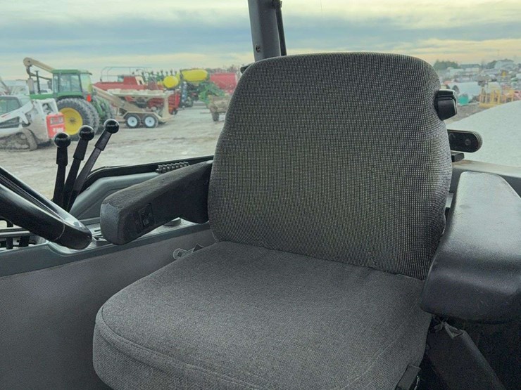 1995-case-ih-7240-image-14