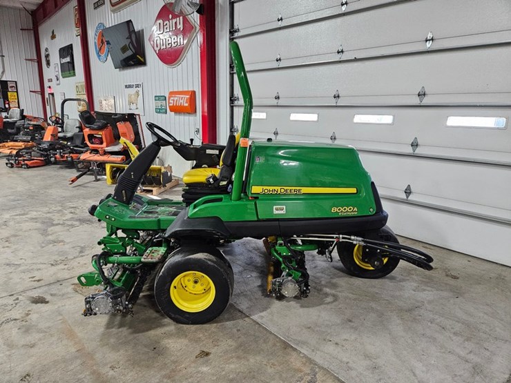 john-deere-8000a-image-2