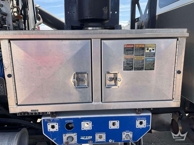 2013-international-workstar-7500-image-42