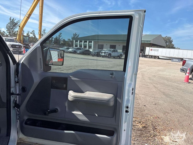 2008-ford-f150-image-19