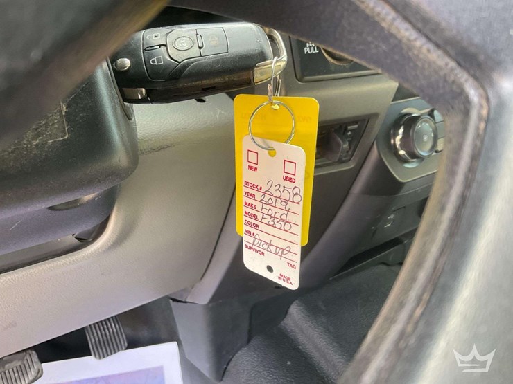 2019-ford-f350-image-38