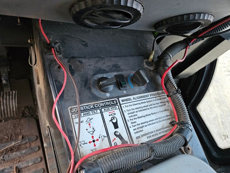 2018-bobcat-toolcat-5600-image-20