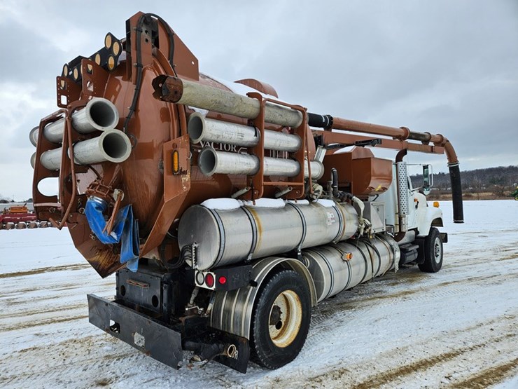 2001-vactor-2100-image-5