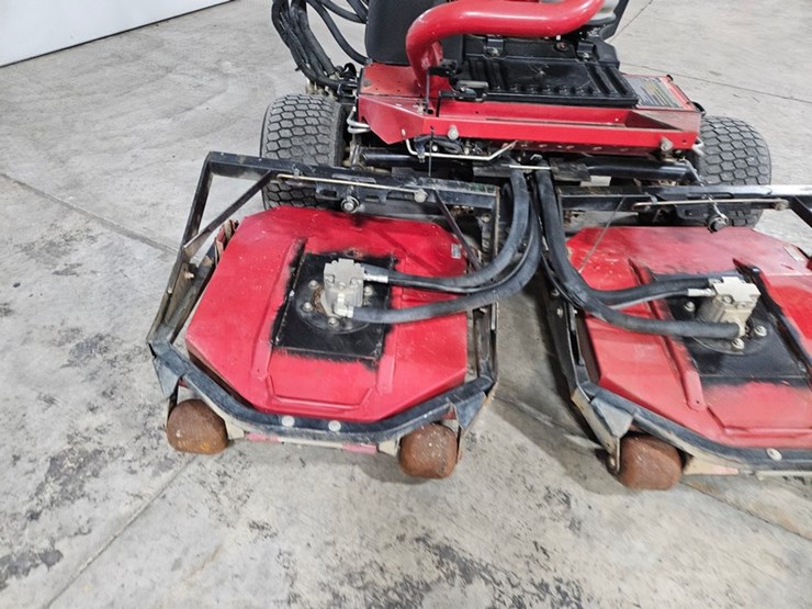 #171-•-2011-toro-3500d-sidewinder-surround-mower-image-9