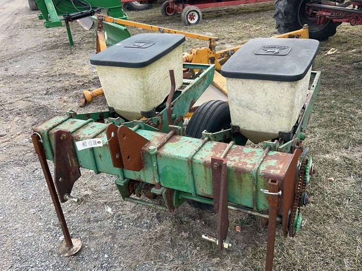 john-deere-2-image-1