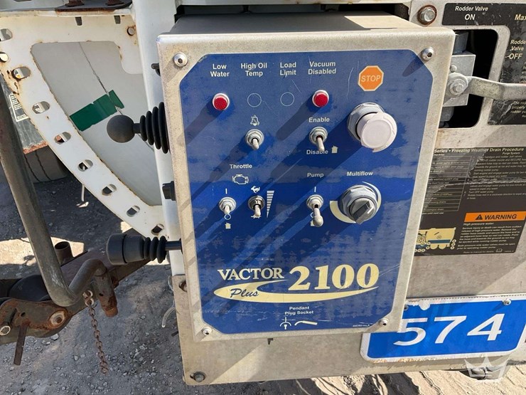 2013-international-workstar-7500-image-29