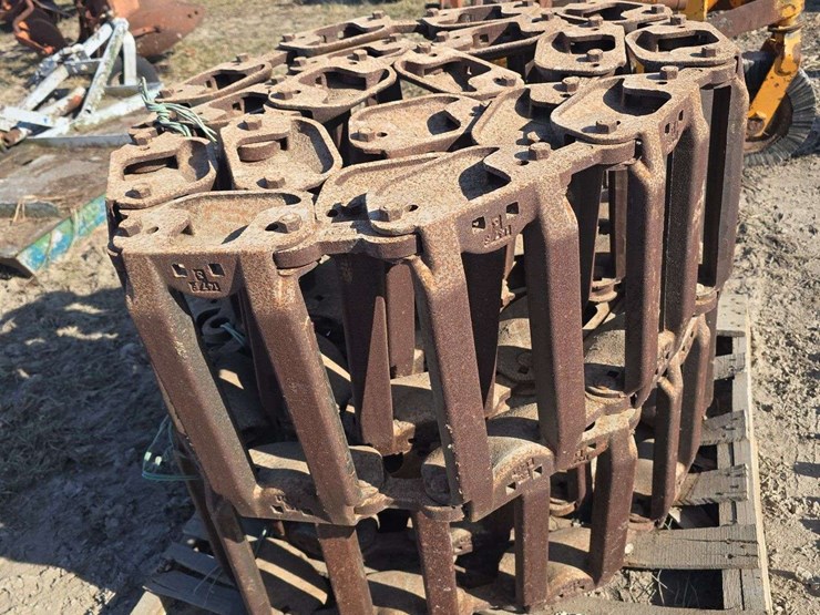 new-holland-l185-image-3