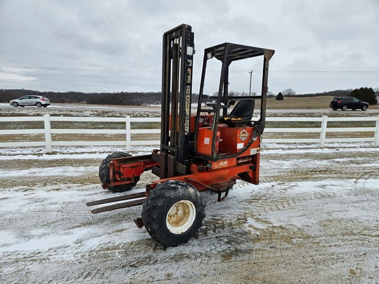 #82-•-moffett-monty-piggy-back-fork-lift-image-1