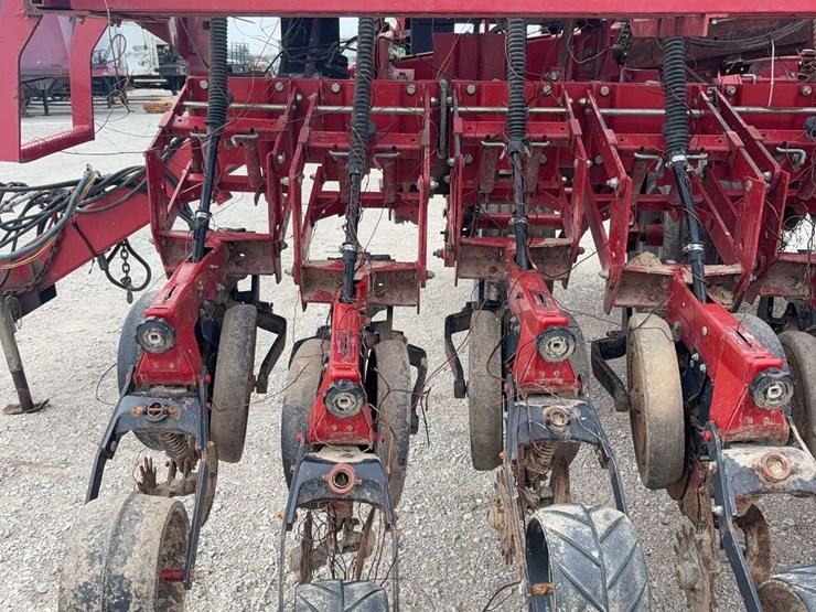 case-ih-5500-image-9