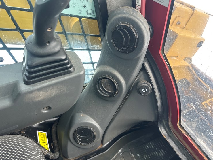 caterpillar-299d3-image-42