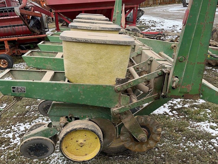 john-deere-7000-image-2