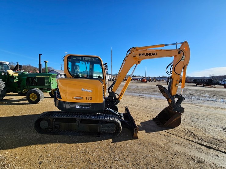 #38-•-hyundai-60cr09a-excavator-image-6