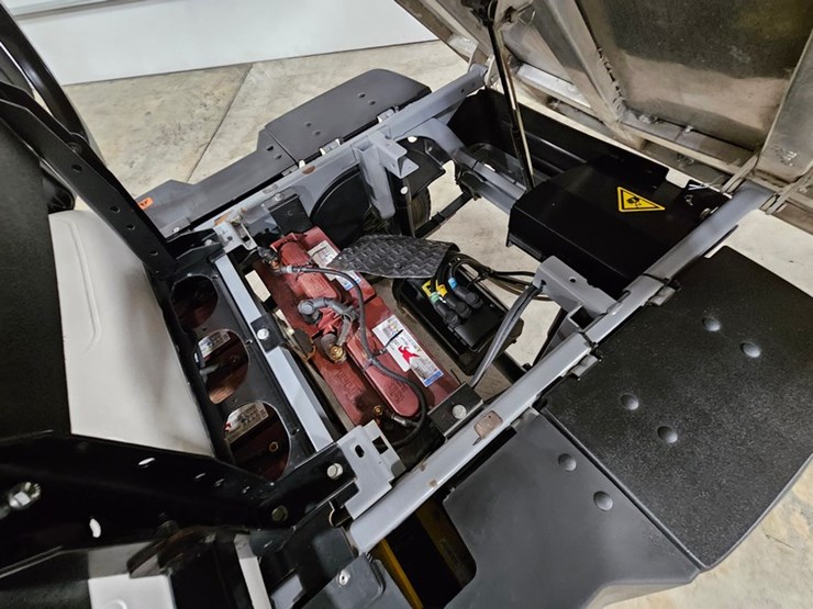 cushman-hauler-pro-image-12