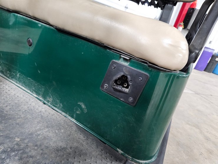 #143-•-2013-ez-go-rxv-electric-golf-cart-image-26