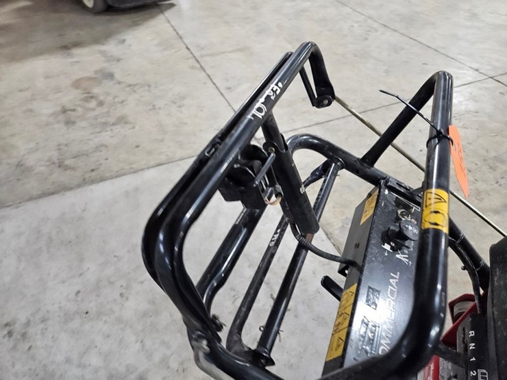 #158-•-2016-toro-turbo-force-36-walk-behind-mower-image-14