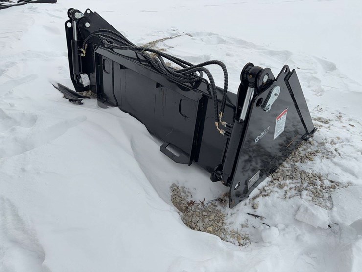 topcat-73”-4-in-1-skid-steer-bucket-image-5