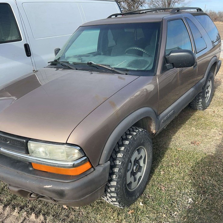 2002 CHEVROLET BLAZER