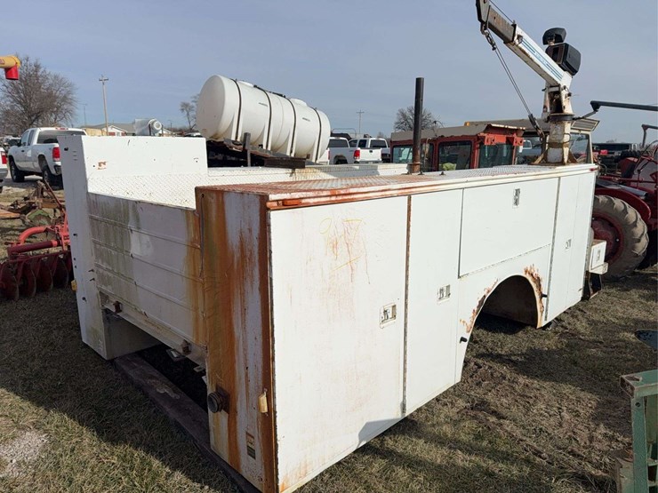 international-4600-image-1