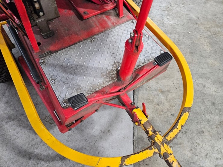 #156-•-tru-turf-rs48-11e-greens-roller-image-10