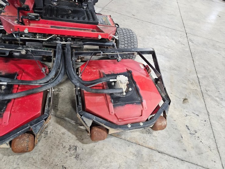 #171-•-2011-toro-3500d-sidewinder-surround-mower-image-10