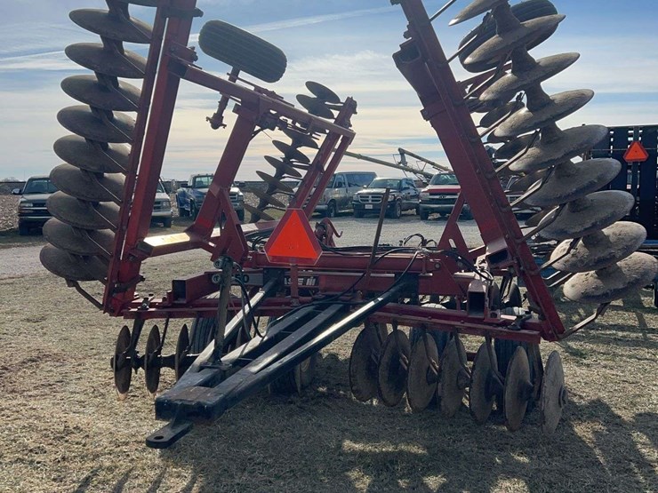 case-ih-3950-image-6