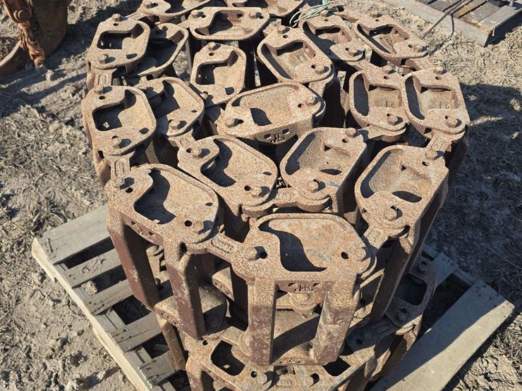 new-holland-l185-image-2