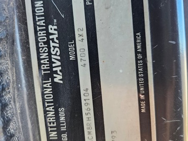 1994-international-durastar-4300-image-23