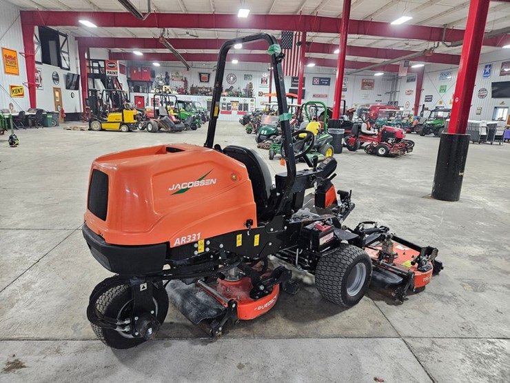 #137-•-jacobsen-ar331-mower-image-5
