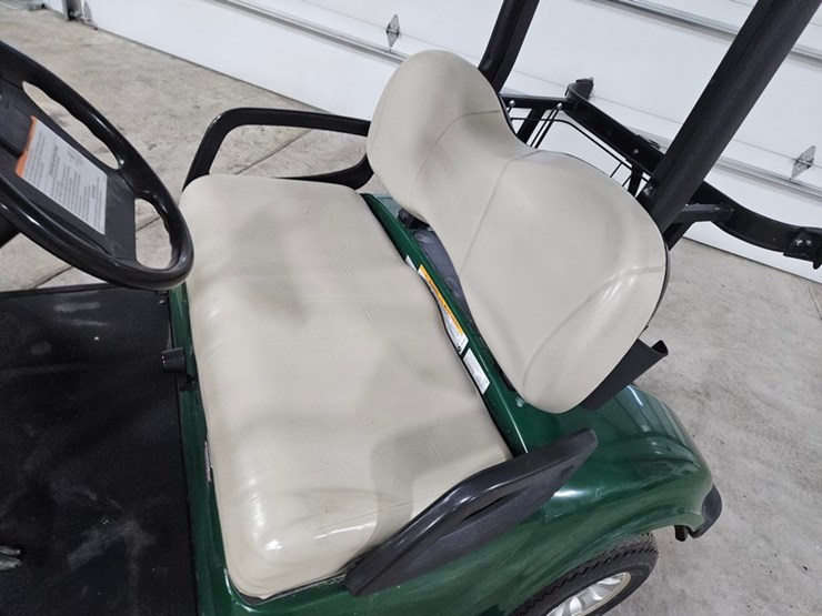 #129-•-2015-yamaha-ydrax5f-golf-cart-image-37