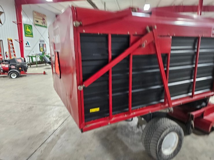 #167-•-toro-versa-vac-towable-vac-image-31