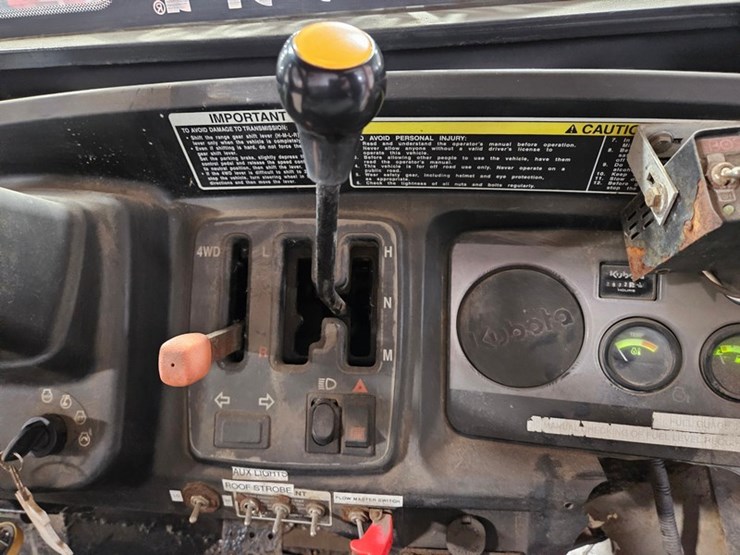 kubota-rtv900-image-21