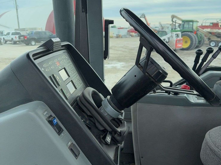 1995-case-ih-7240-image-15