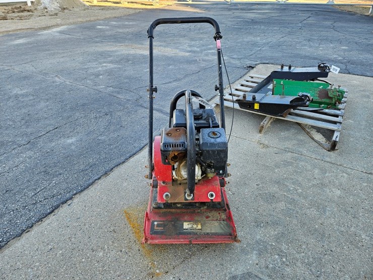 #21-•-cz-plate-compactor-image-7