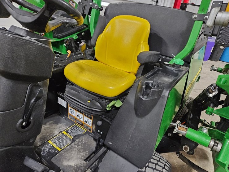 2021-john-deere-1600-turbo-image-29